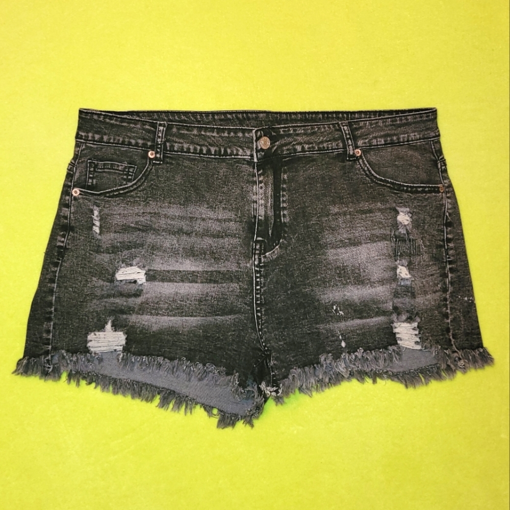 Women's Distressed Shorts